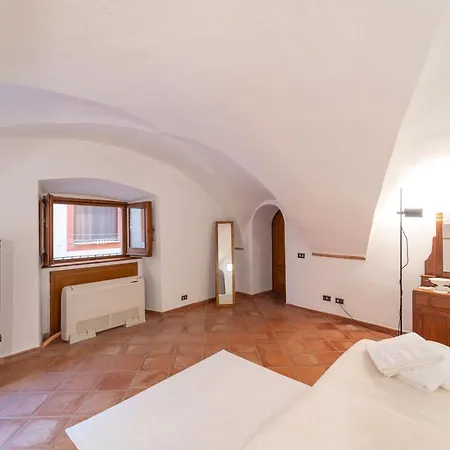 Casa Demuro بوسا
